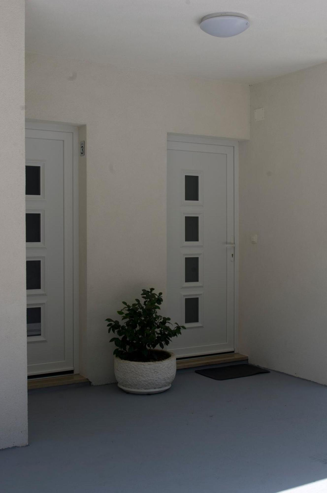 Apartment Antun - Adriatic Coast Retreat Blace Room photo